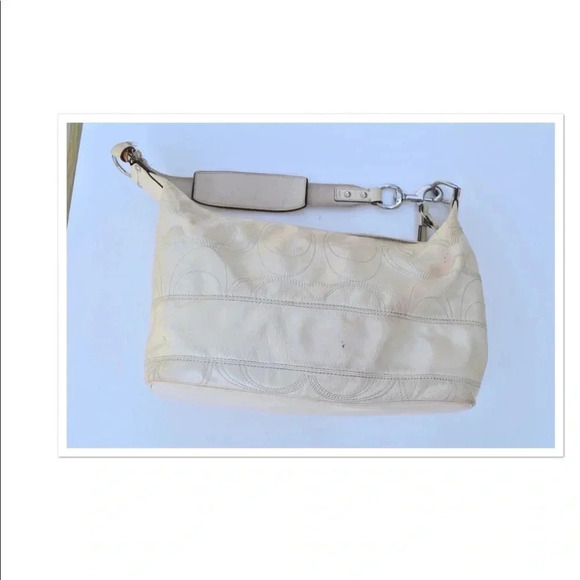 Coach signature logo hobo bag - Picture 6 of 8